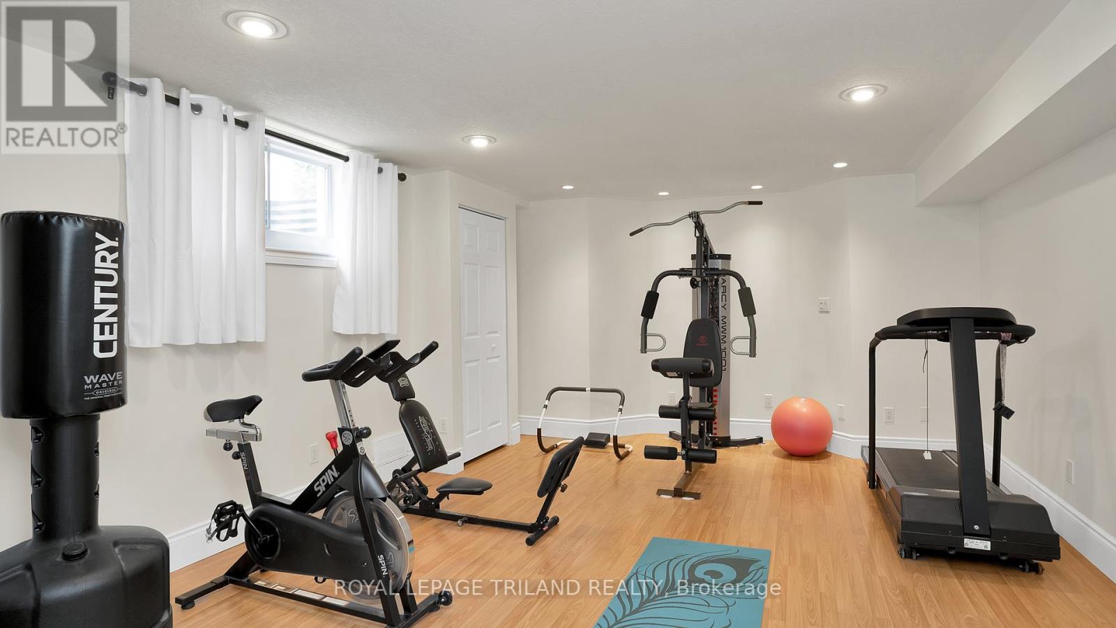36 Wingreen Lane, Middlesex Centre, Ontario  N0L 1R0 - Photo 47 - X12188112