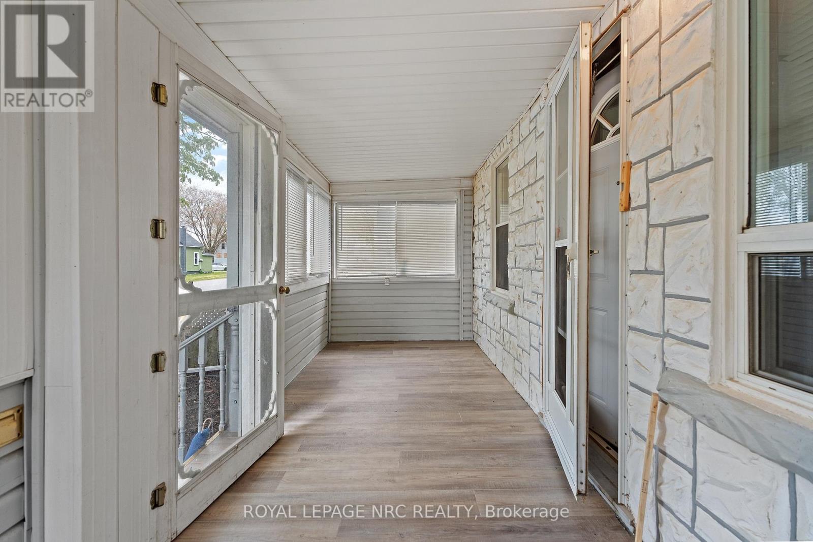Property at 87 MITCHELL STREET image 4