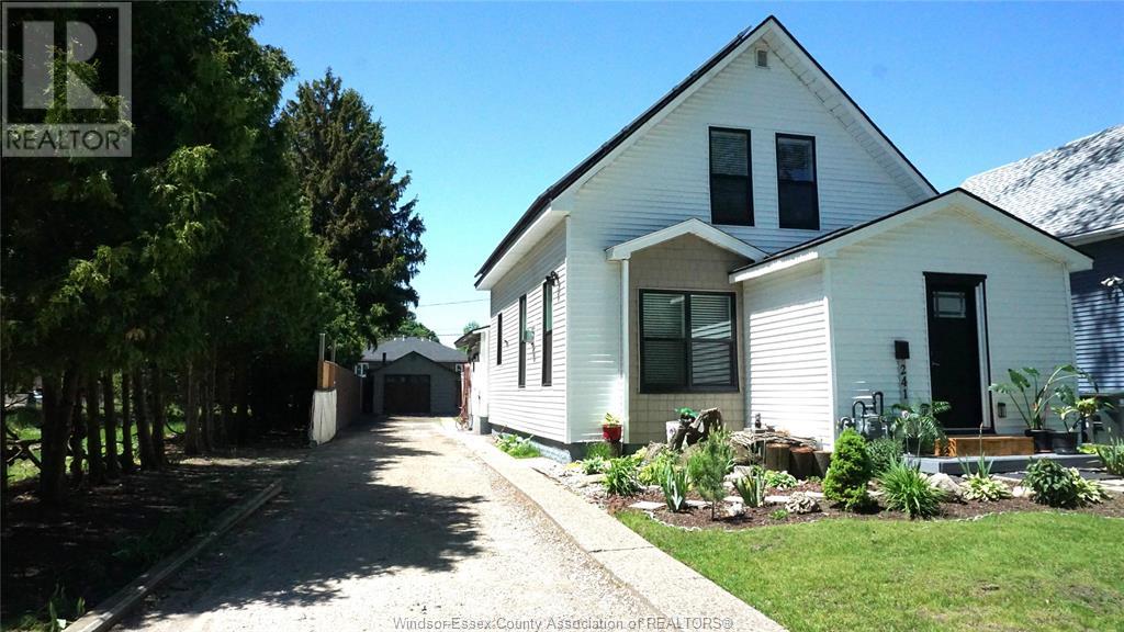 MLS# 25006487: 241 SALTER, Windsor, Canada