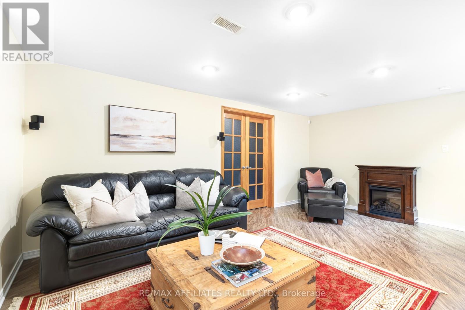 80 Meadowcroft Crescent, Ottawa, Ontario  K1J 1H2 - Photo 31 - X12188100
