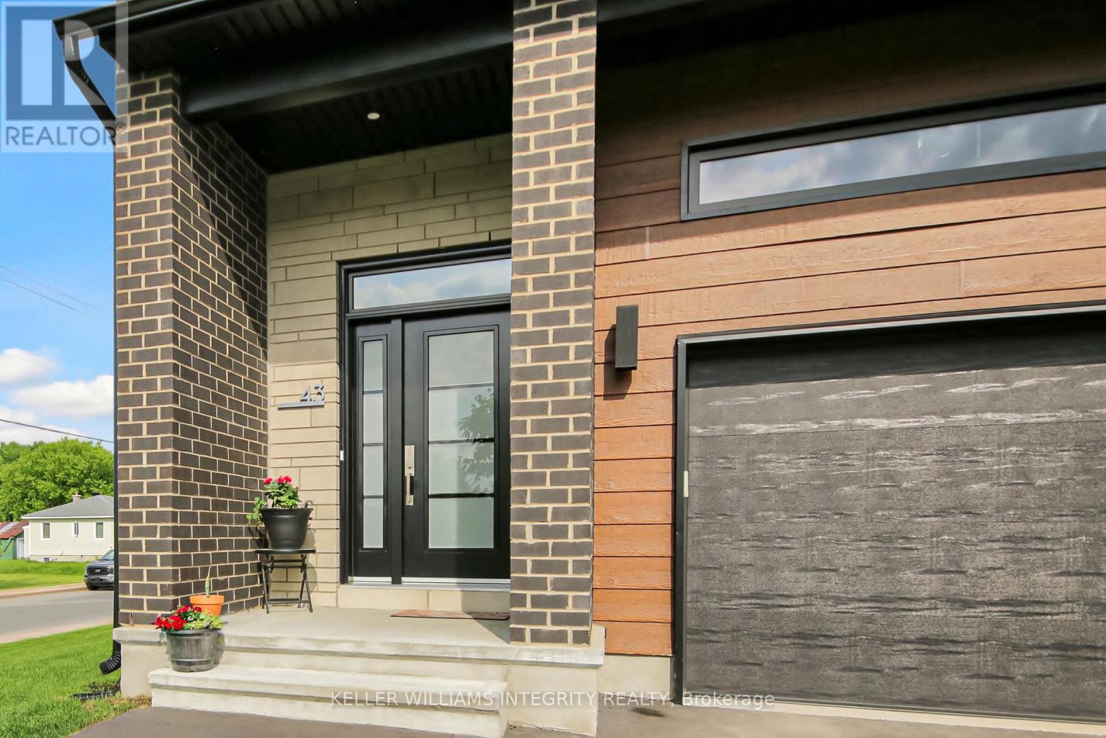 Property at 43 CAMBRIDGE STREET image 5
