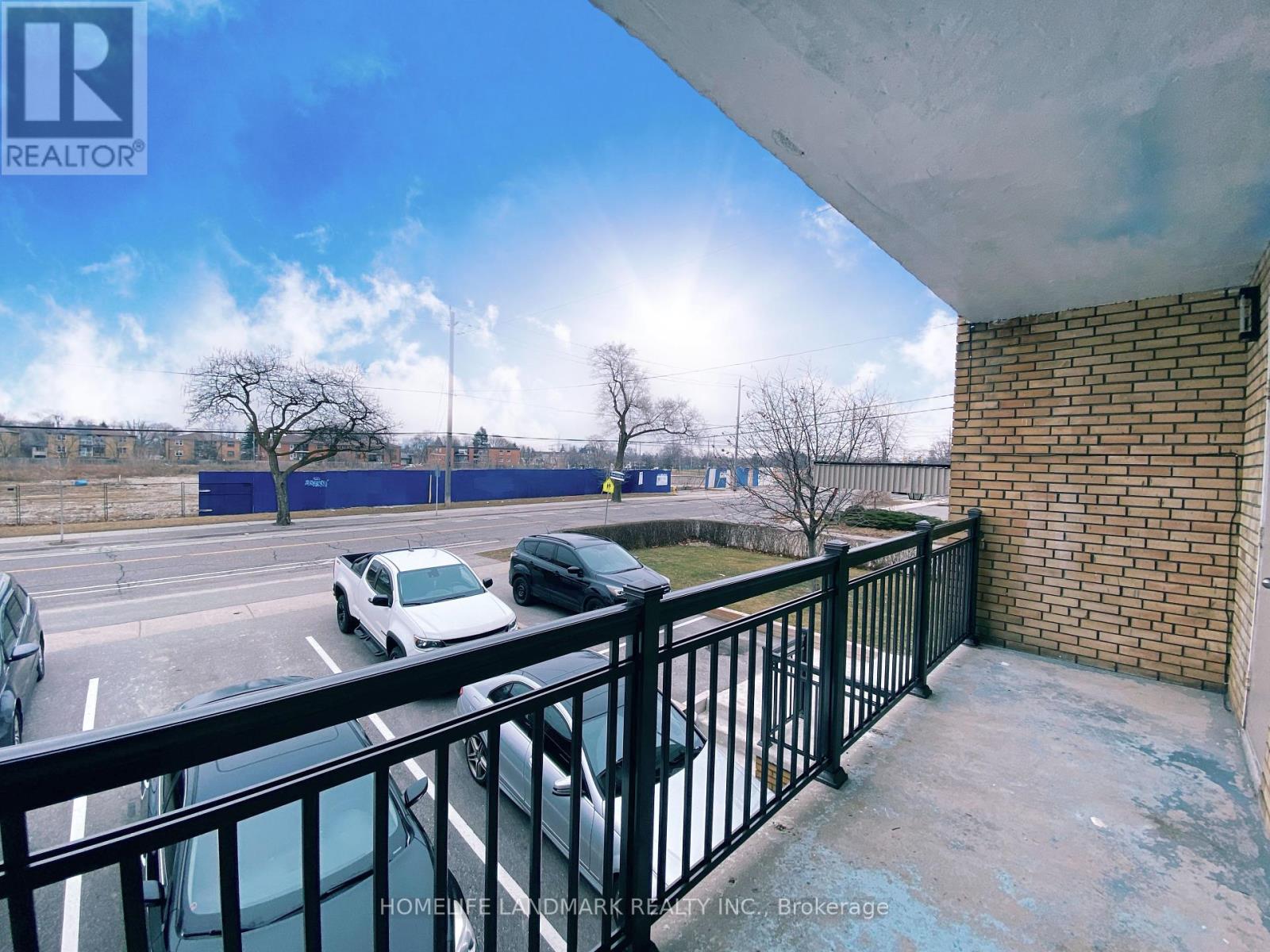 2 - 240 Wilmington Avenue, Toronto, Ontario  M3H 5K3 - Photo 17 - C12188045