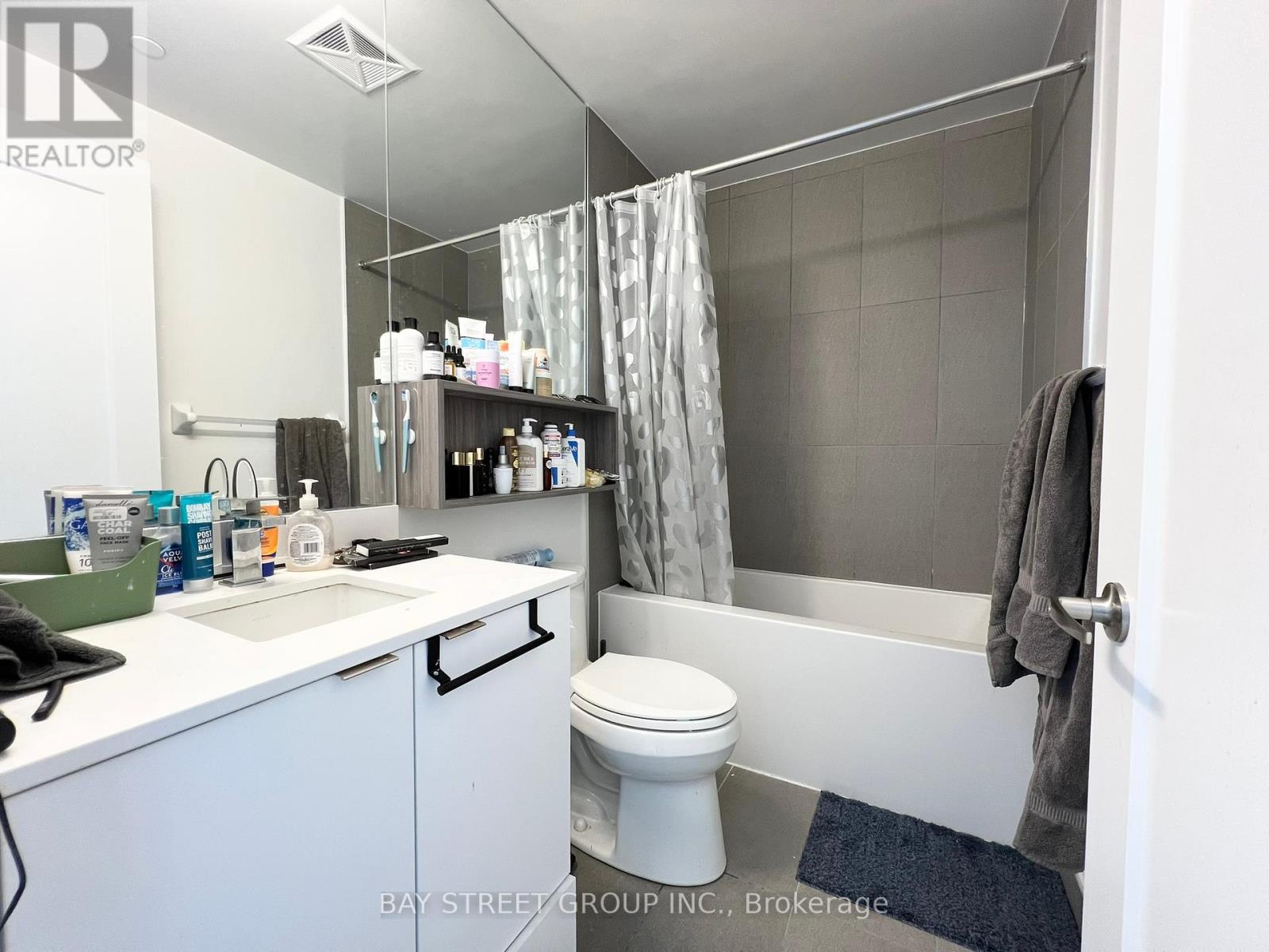 2526 - 135 Lower Sherbourne Street, Toronto, Ontario  M5A 1Y4 - Photo 12 - C12188053