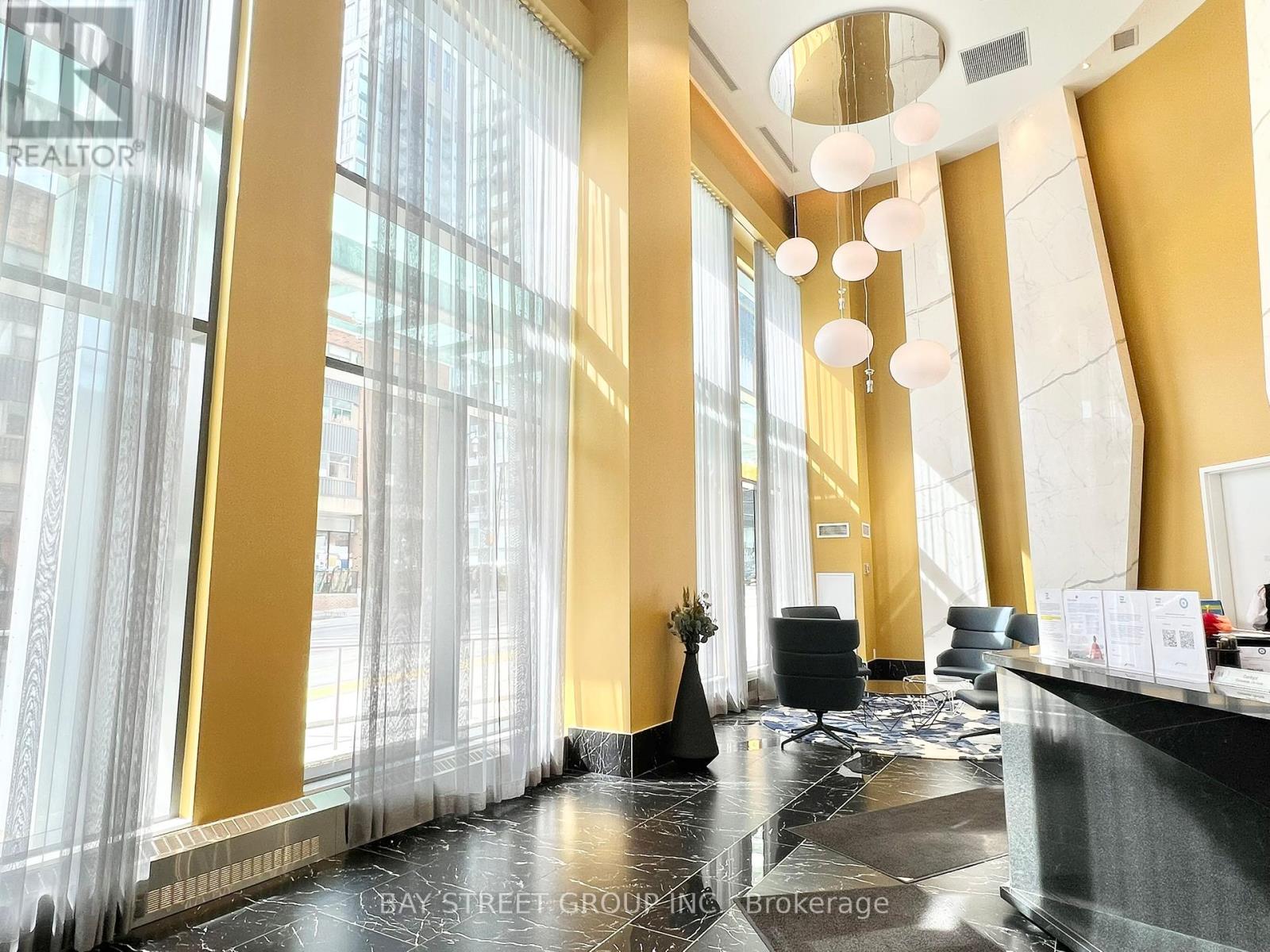 2526 - 135 Lower Sherbourne Street, Toronto, Ontario  M5A 1Y4 - Photo 3 - C12188053