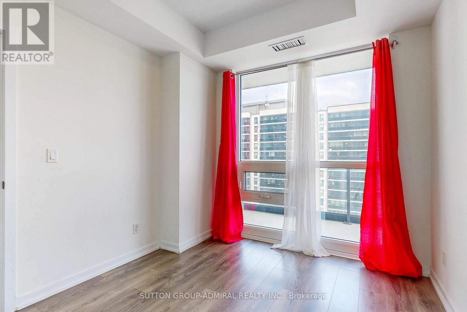 1101 - 56 Forest Manor Road, Toronto, Ontario  M2J 0E5 - Photo 12 - C12188095