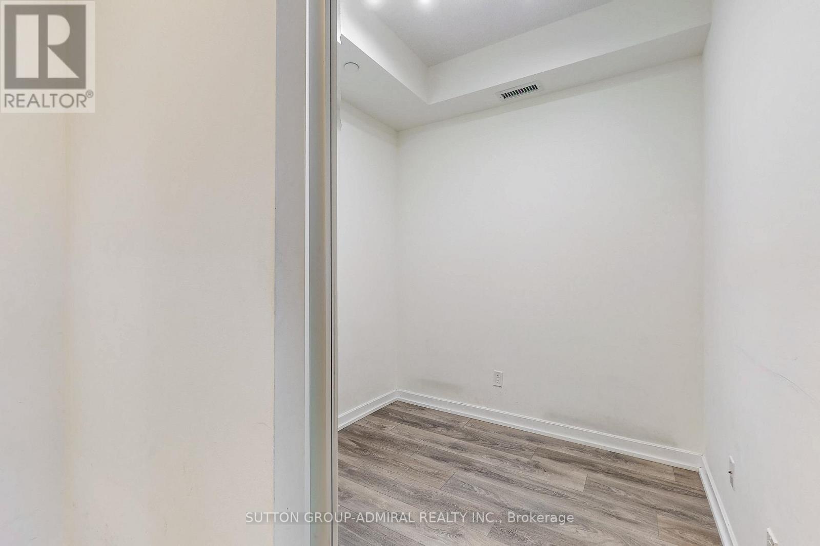1101 - 56 Forest Manor Road, Toronto, Ontario  M2J 0E5 - Photo 6 - C12188095