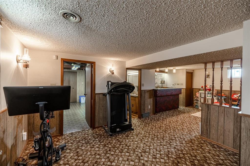 566 Lansdowne Avenue, Winnipeg, Manitoba  R2W 0H6 - Photo 17 - 202513787