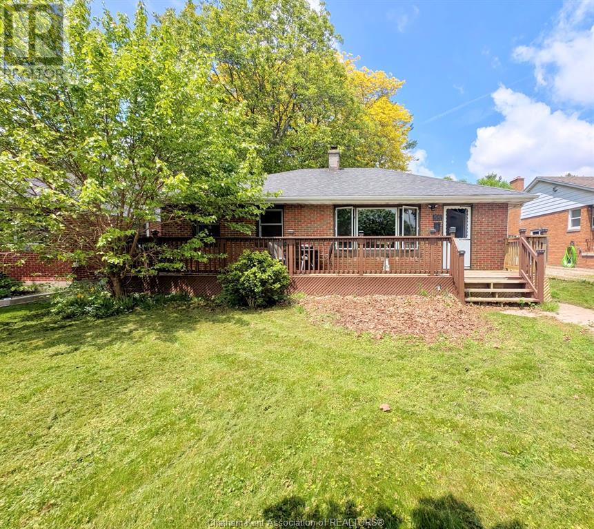 55 Wiltshire Drive, Chatham, Ontario  N7L 2N4 - Photo 2 - 25013658