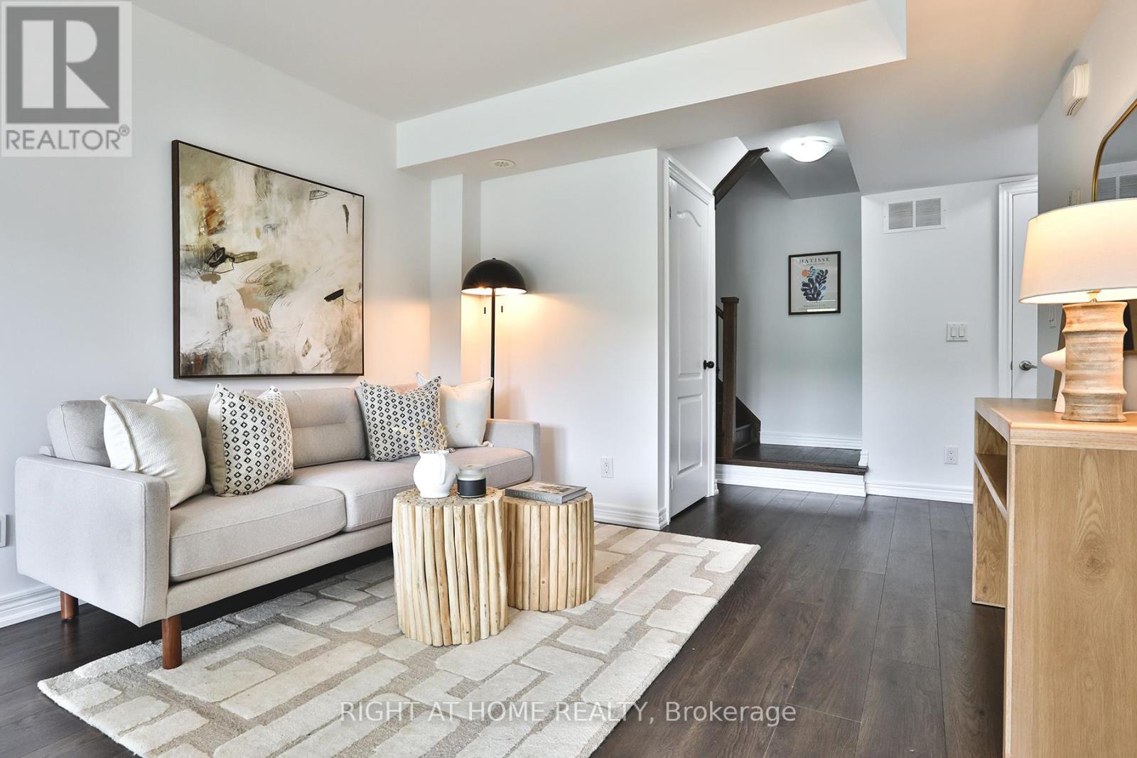 115 - 2 Dunsheath Way, Markham, Ontario  L6B 1N3 - Photo 5 - N12188036