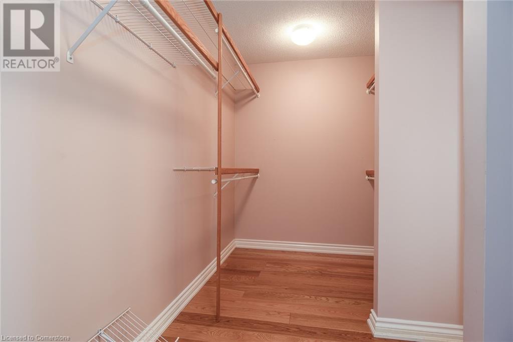 2 Lancaster Street E Unit# 504, Kitchener, Ontario  N2H 6S3 - Photo 34 - 40695637