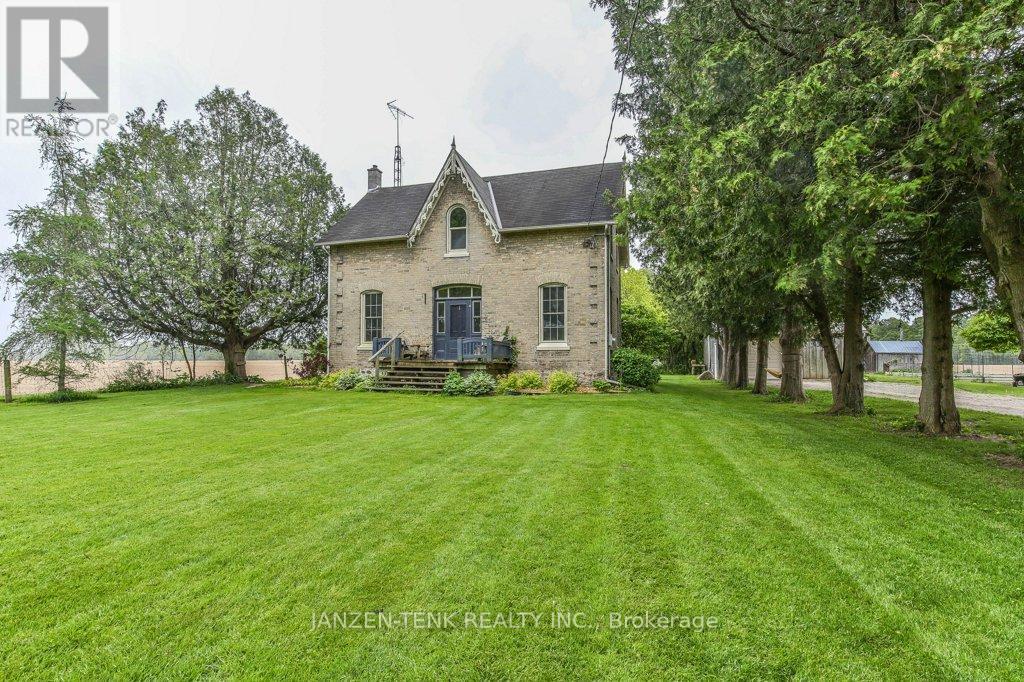 47297 Roberts Line, Central Elgin, Ontario  N0L 2H0 - Photo 2 - X12188173