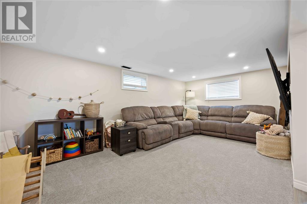 576 Front Street, Plympton-Wyoming, Ontario  N0N 1T0 - Photo 24 - 25013591