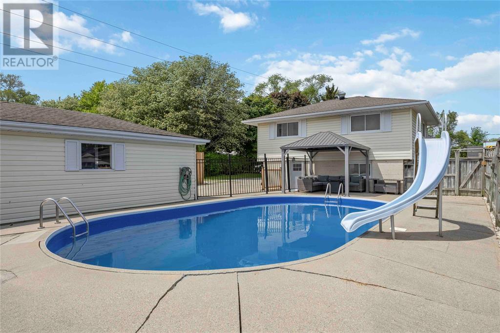 576 Front Street, Plympton-Wyoming, Ontario  N0N 1T0 - Photo 39 - 25013591
