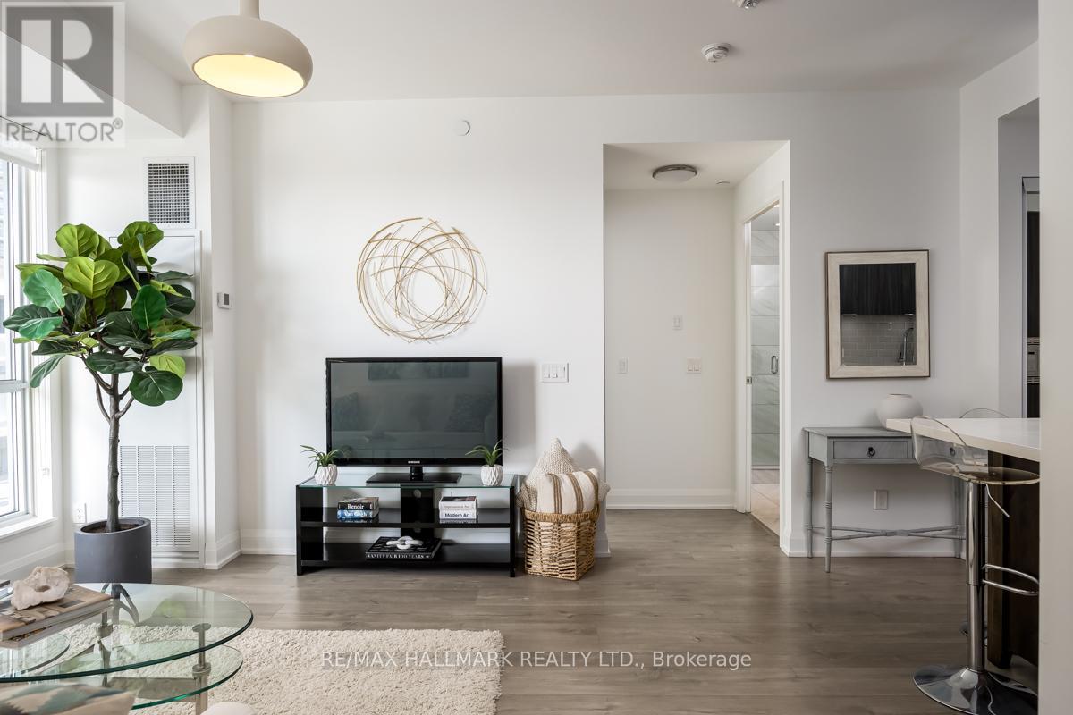 604 - 110 Marine Parade Drive, Toronto, Ontario  M8V 0B6 - Photo 5 - W12188057