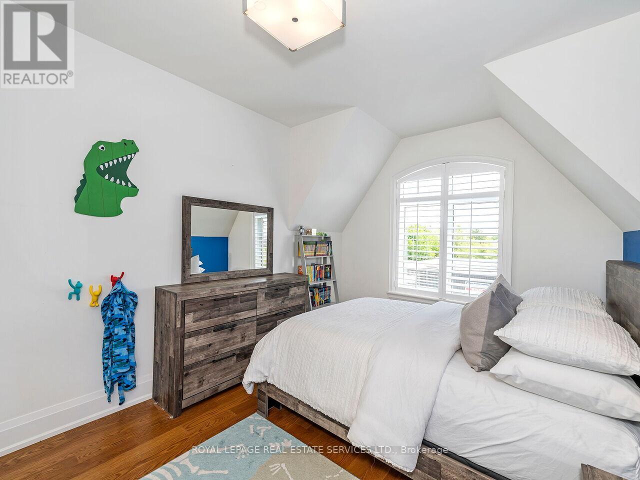 22 Portland Street, Toronto, Ontario  M8Y 1A5 - Photo 29 - W12188069
