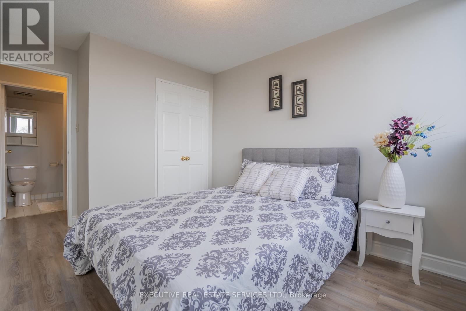 508 - 3700 Kaneff Crescent, Mississauga, Ontario  L5A 4B8 - Photo 22 - W12188111