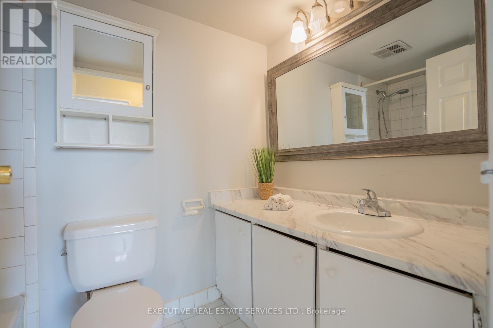 508 - 3700 Kaneff Crescent, Mississauga, Ontario  L5A 4B8 - Photo 23 - W12188111