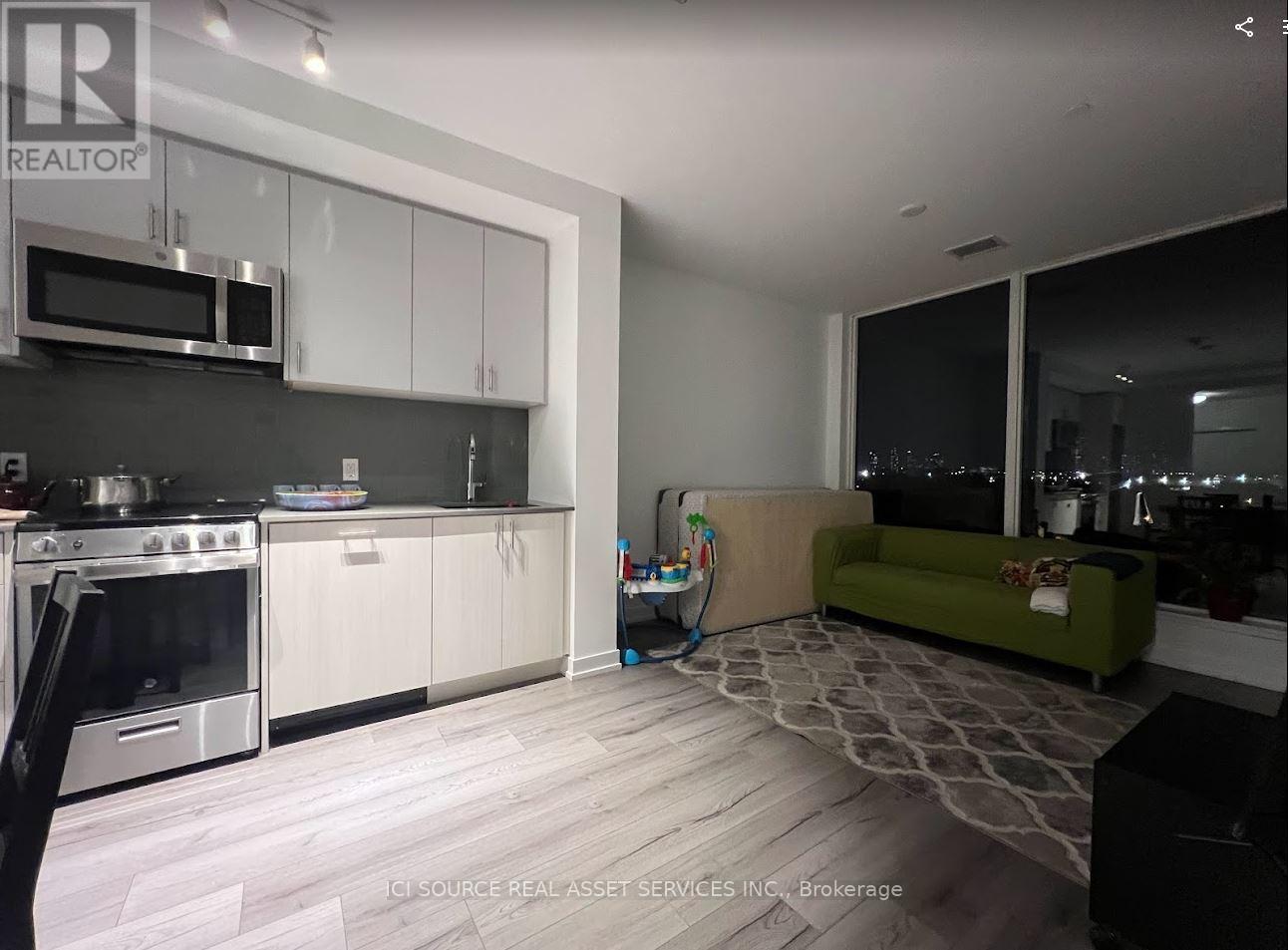 604 - 1195 The Queensway, Toronto, Ontario  M8Z 0H1 - Photo 1 - W12188120
