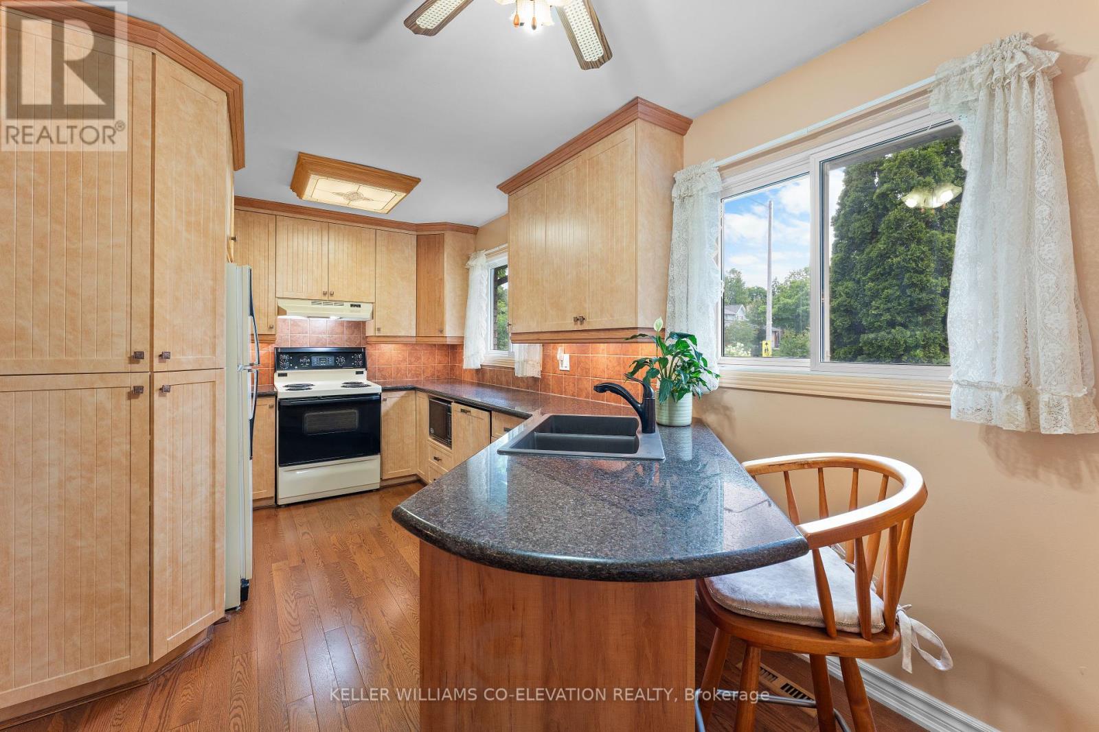 2 Marc Court, Brampton, Ontario  L6Y 2E5 - Photo 19 - W12188121