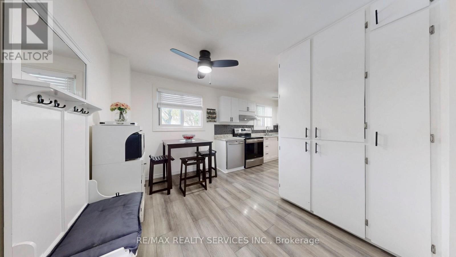 22 Glengrove Court, Brampton, Ontario  L6S 1Z3 - Photo 12 - W12188123