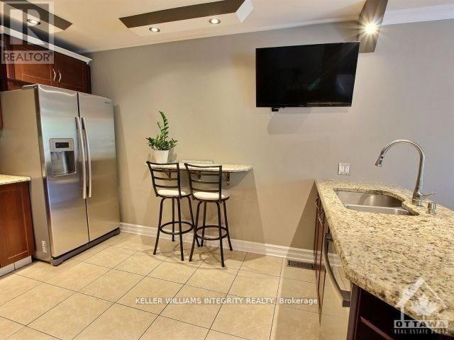 4 Rueter Street, Ottawa, Ontario  K2J 3Z9 - Photo 7 - X12188172