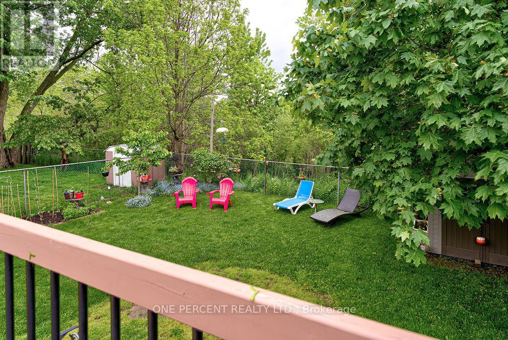 664 Highpoint Avenue, Waterloo, Ontario  N2L 4Z5 - Photo 39 - X12188050