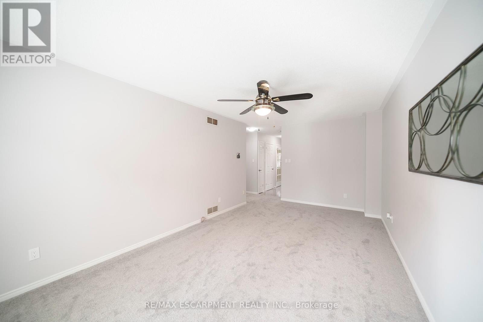11 - 144 Wood Street, Brantford, Ontario  N3R 2L5 - Photo 13 - X12188068