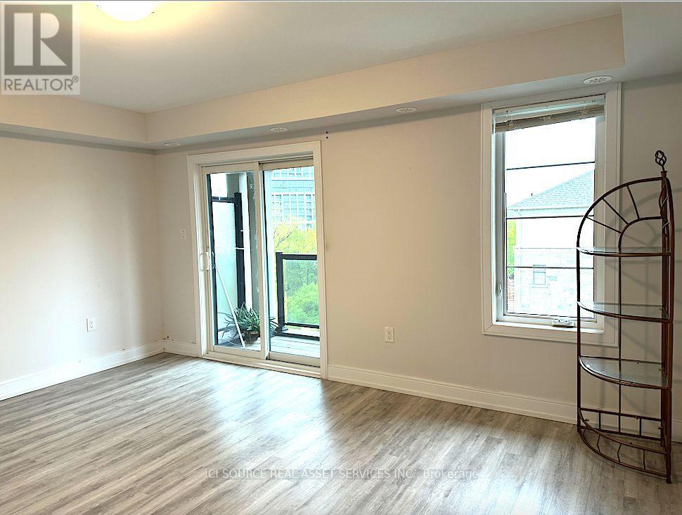 562 Rapids Lane, Mississauga, Ontario  L5G 0A9 - Photo 10 - W12184277