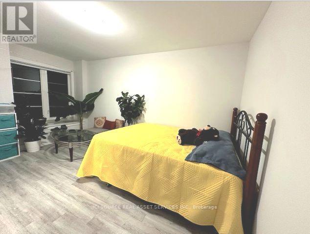 562 Rapids Lane, Mississauga, Ontario  L5G 0A9 - Photo 13 - W12184277