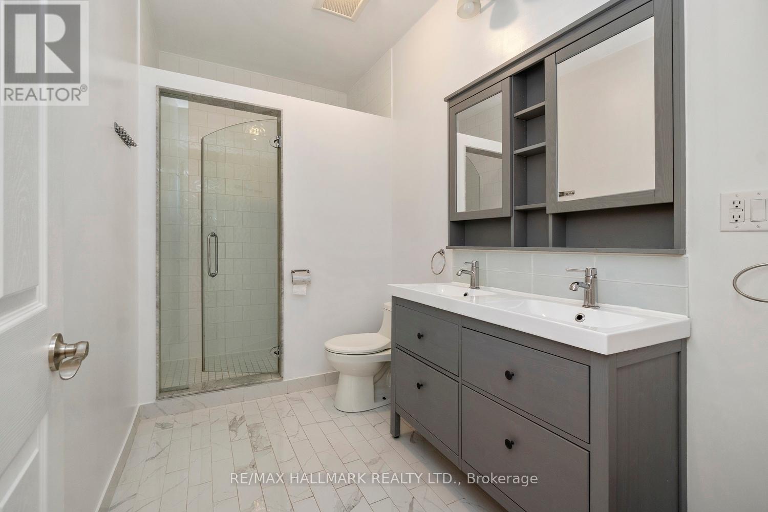 3631 Dundas Street W, Toronto, Ontario  M6S 2T2 - Photo 16 - W12173716