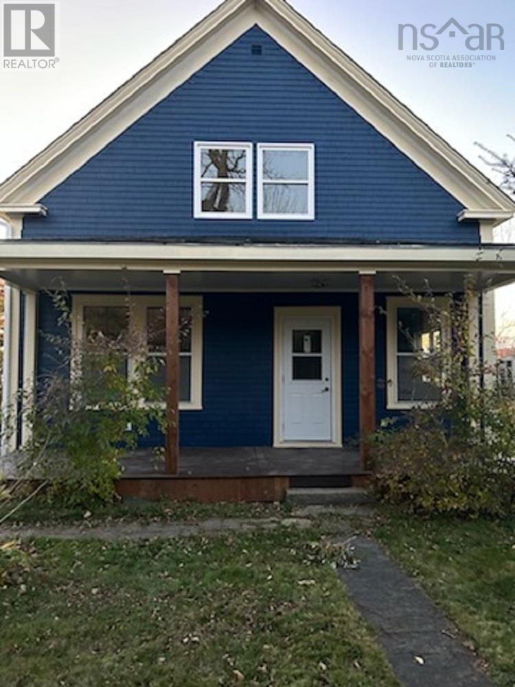 Property at 14 Breakwater Lane image 3