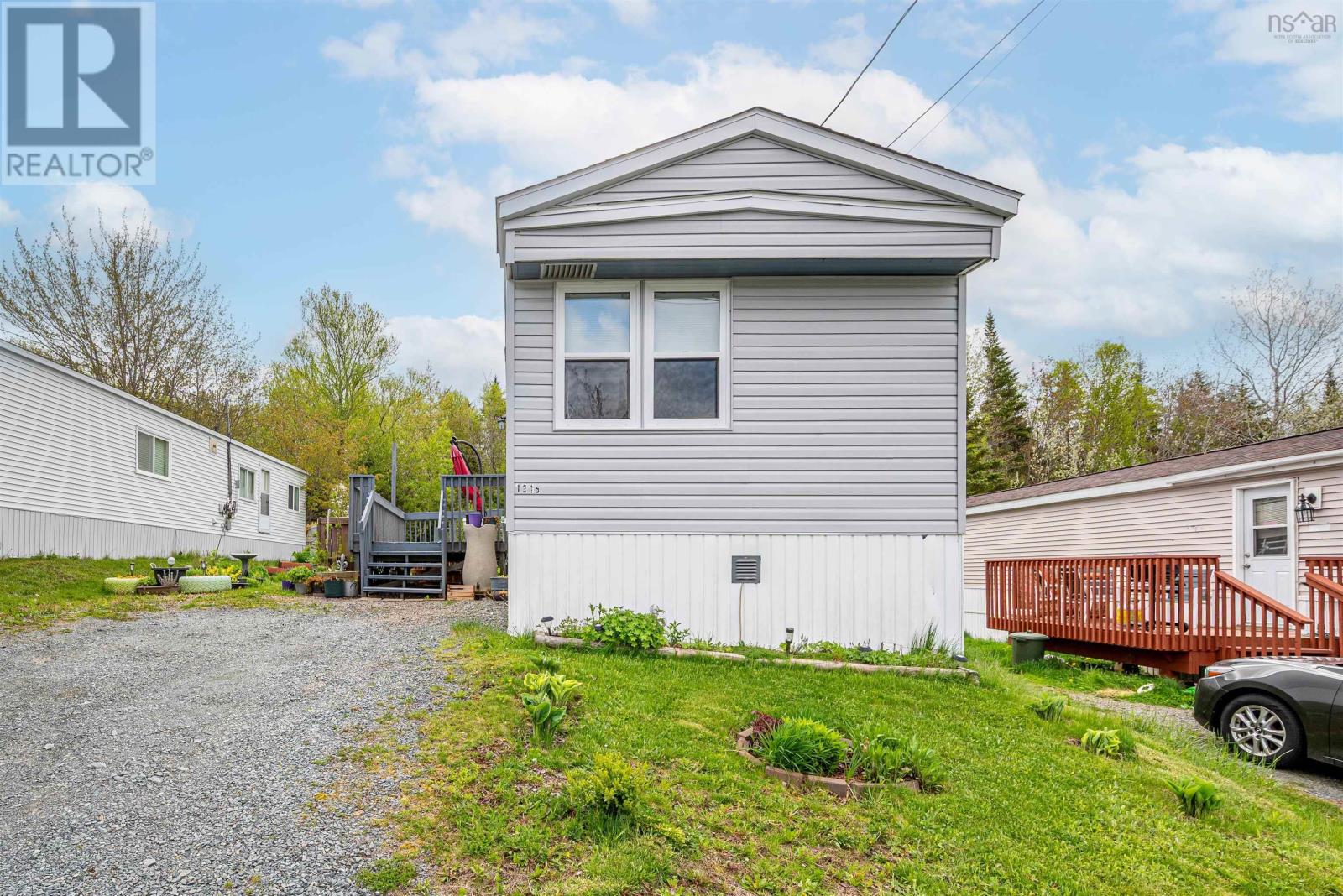 Property at 1216 Susan Drive image 2