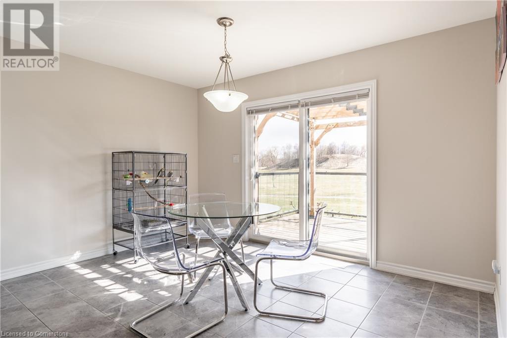 77 Avery Crescent Unit# 21, St. Catharines, Ontario  L2P 0E5 - Photo 11 - 40734643