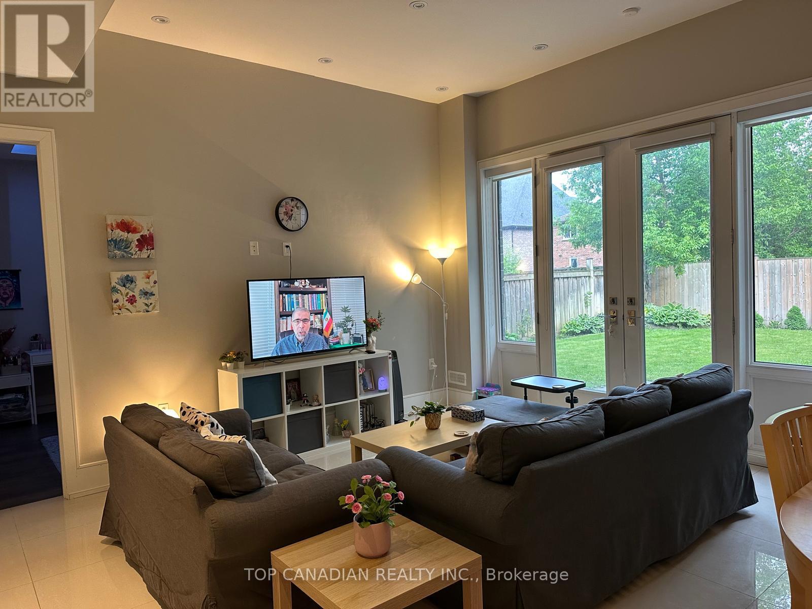 15 Lund Street, Richmond Hill, Ontario  L4C 8S8 - Photo 22 - N12159441