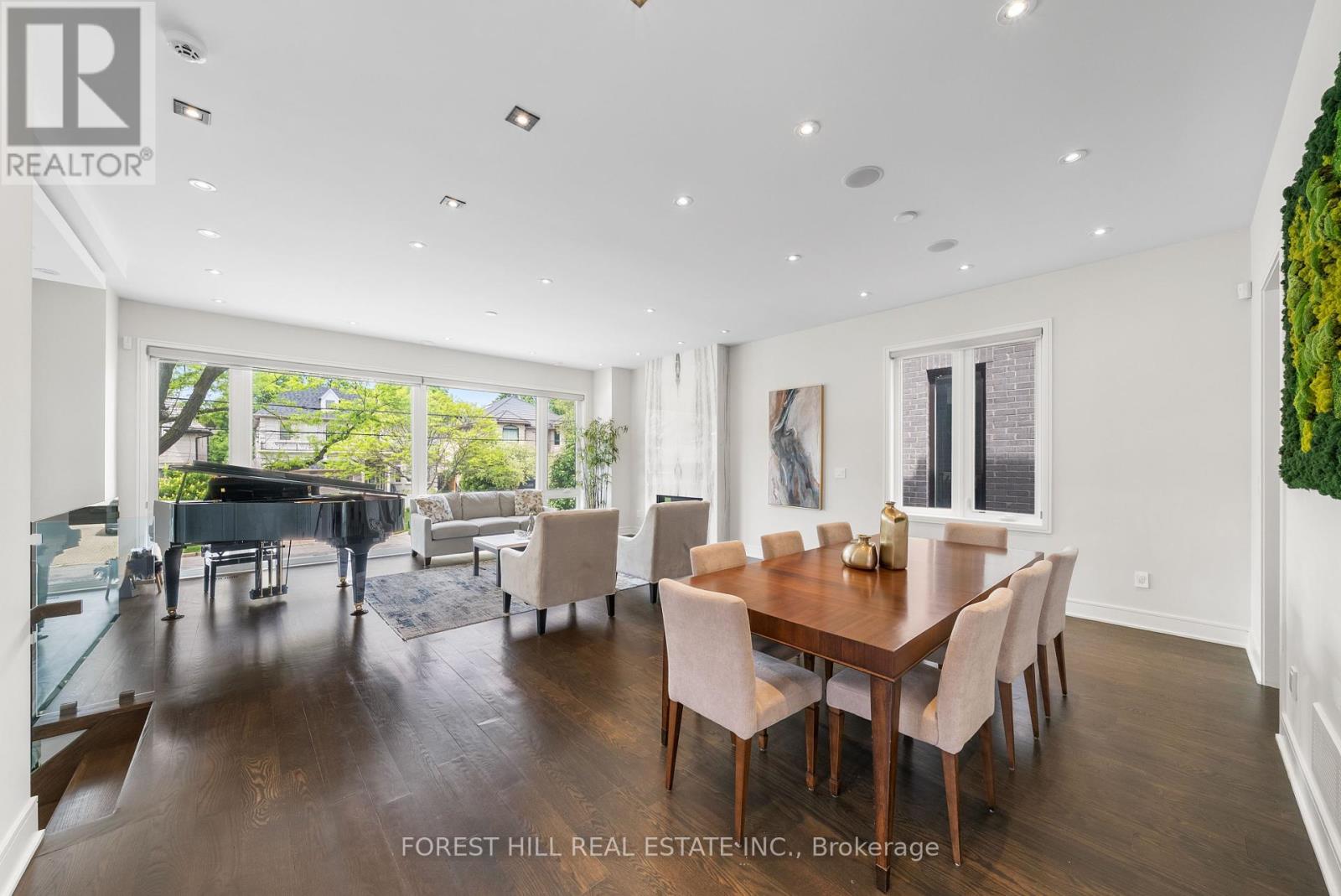 211 Johnston Avenue, Toronto, Ontario  M2N 1H4 - Photo 4 - C12188143