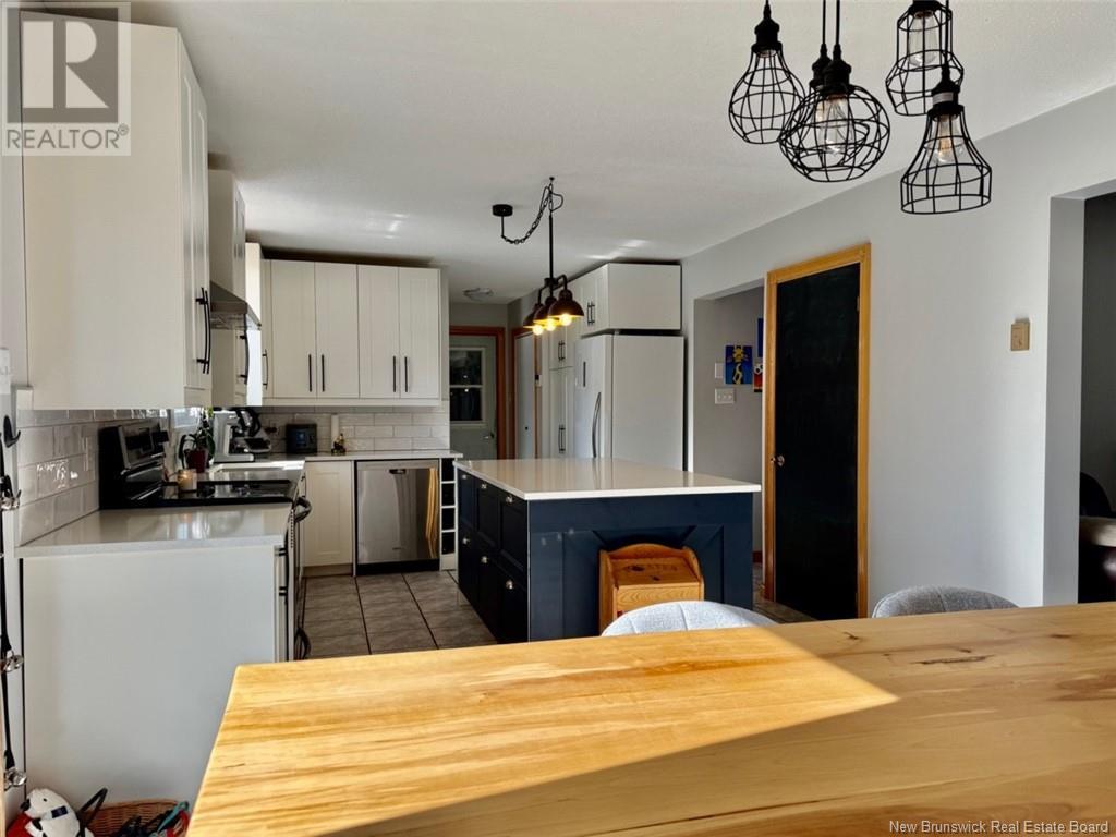 Property at 25 Highland Drive image 4