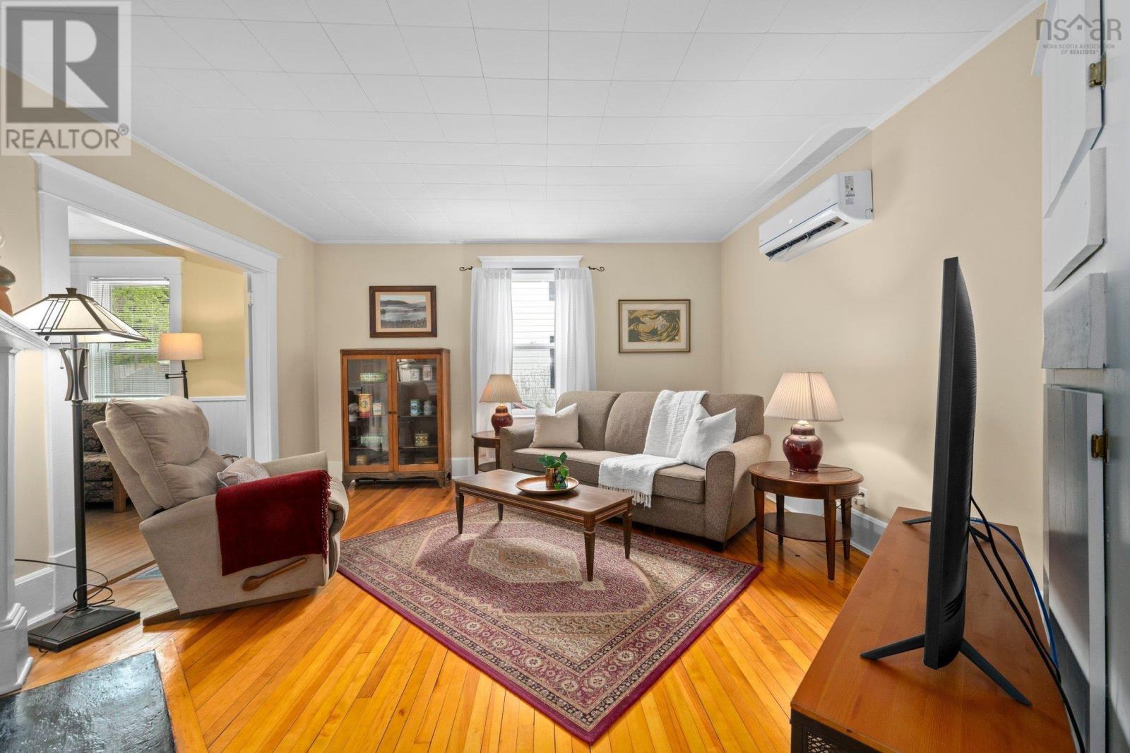 Property at 33 Klondyke Street image 5