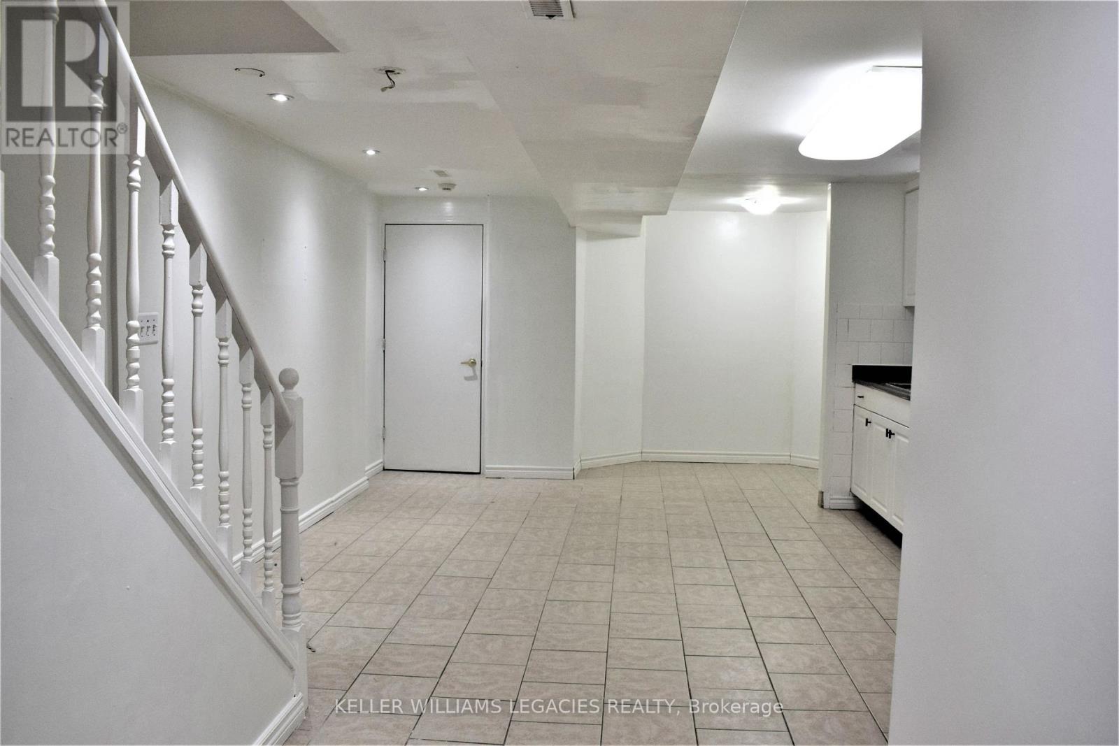 54 Equator Crescent, Vaughan (Vellore Village), Ontario  L6A 2Y9 - Photo 2 - N12188132