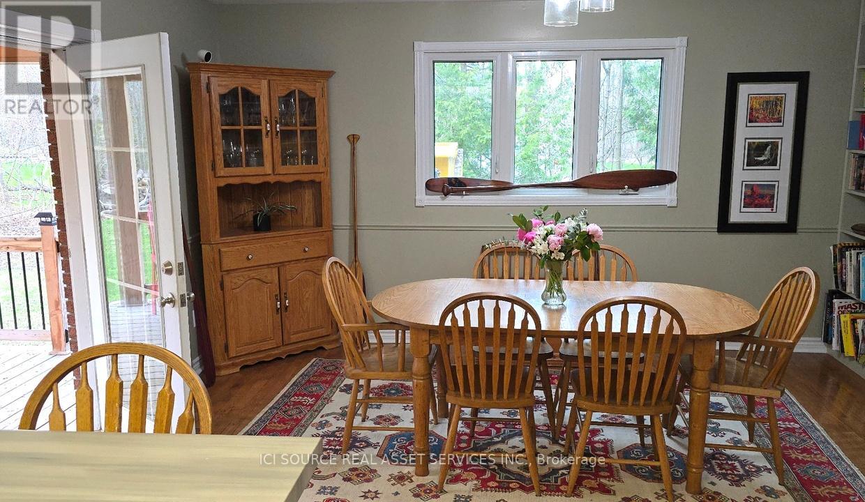 126 Brambel Road, Oro-Medonte, Ontario  L0L 2L0 - Photo 10 - S12188131
