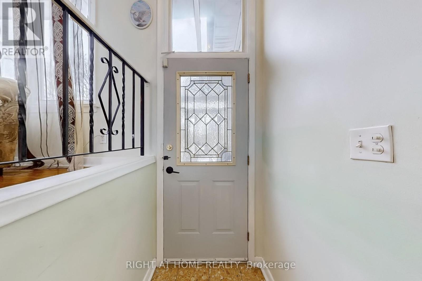 35 Westhumber Boulevard, Toronto (West Humber-Clairville), Ontario  M9W 3M5 - Photo 22 - W12188129