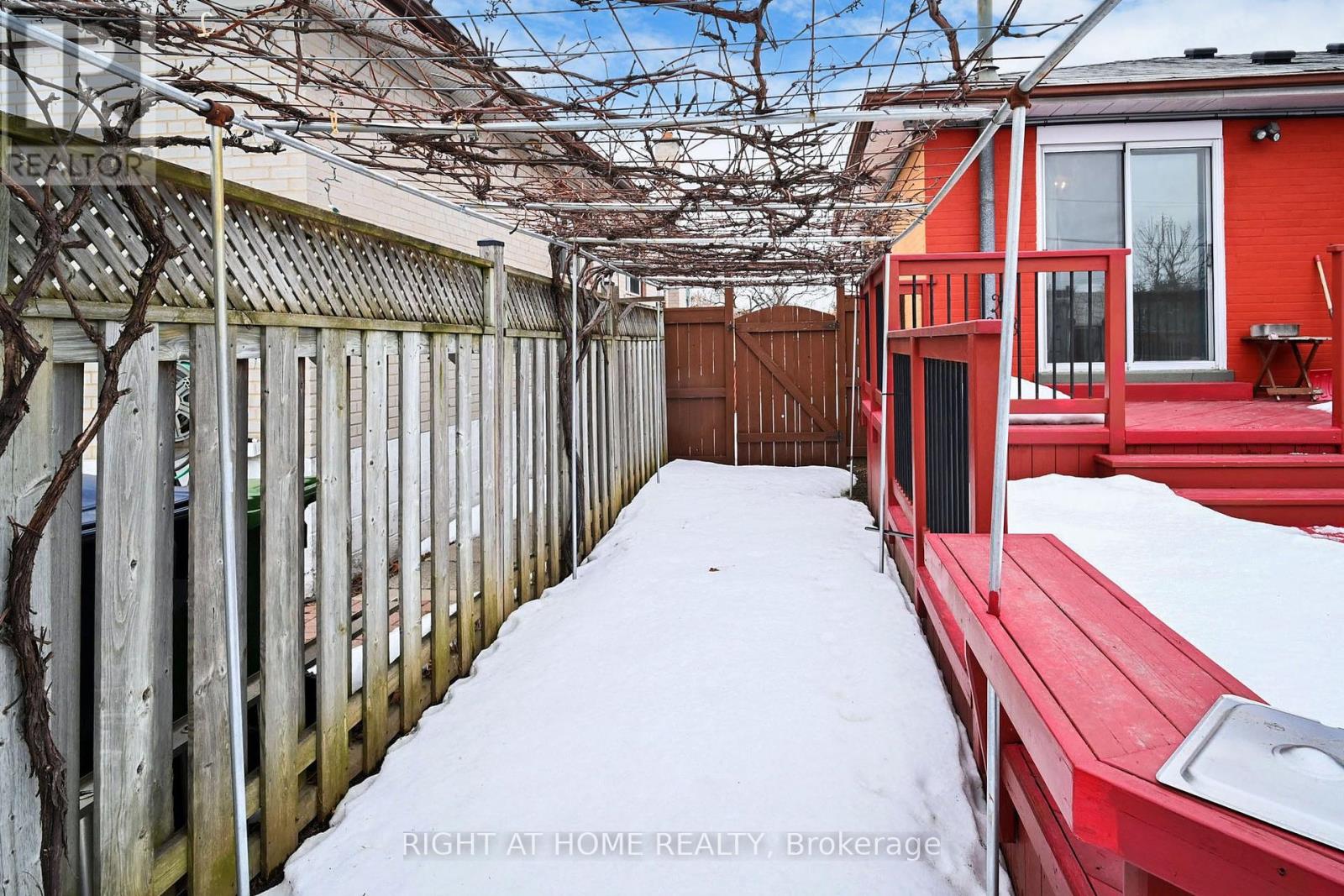 35 Westhumber Boulevard, Toronto, Ontario  M9W 3M5 - Photo 38 - W12188129