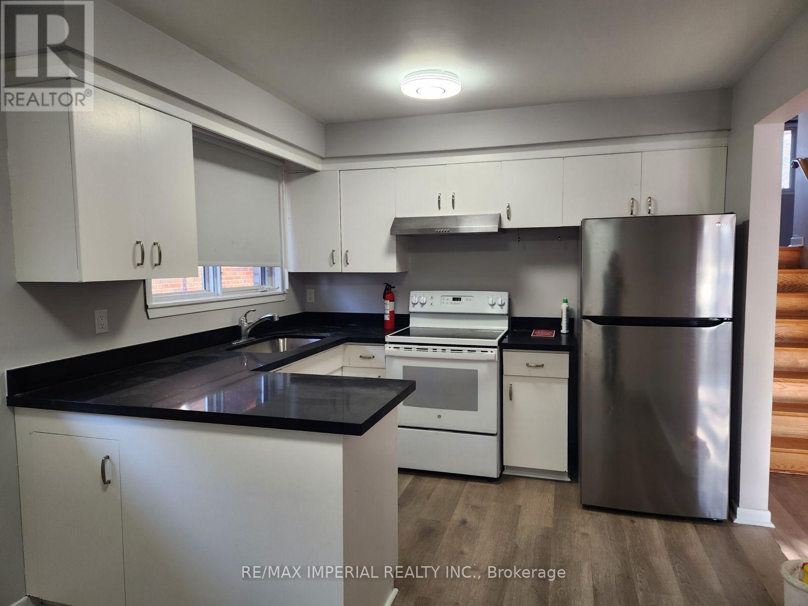 Upper - 2143 Linby Street, Mississauga, Ontario  L4Y 1V6 - Photo 8 - W12188139