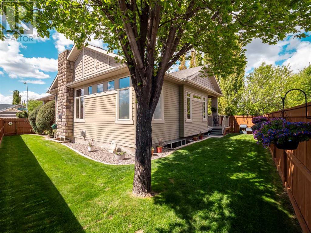 Property at 240 Riverpark Boulevard W image 5