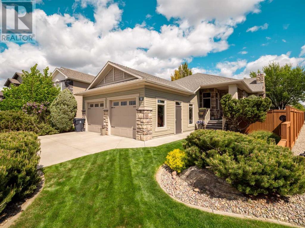 Property at 240 Riverpark Boulevard W image 3