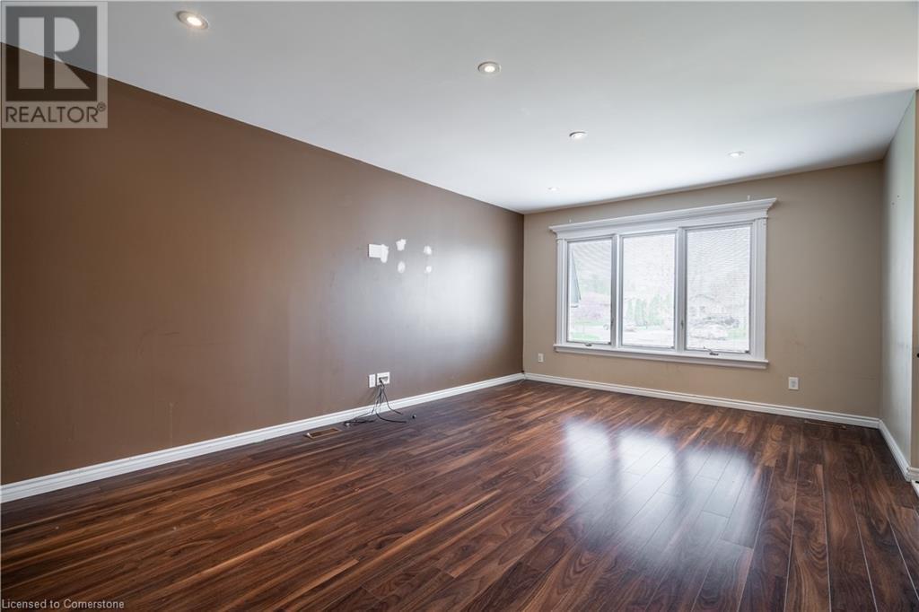 7623 Rainbow Crescent, Niagara Falls, Ontario  L2G 7K5 - Photo 3 - 40727103