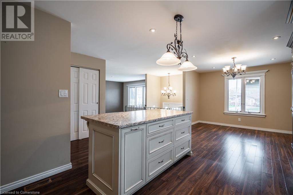 7623 Rainbow Crescent, Niagara Falls, Ontario  L2G 7K5 - Photo 8 - 40727103