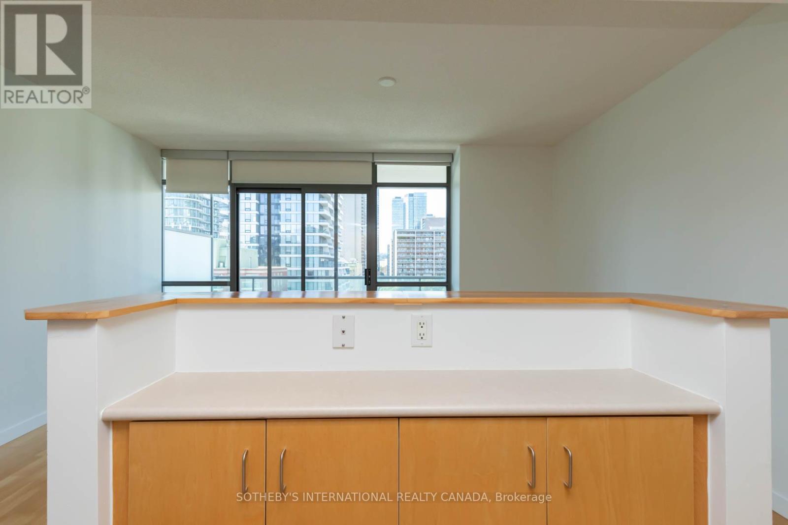 805 - 281 Mutual Street, Toronto, Ontario  M4Y 3C4 - Photo 13 - C12188207