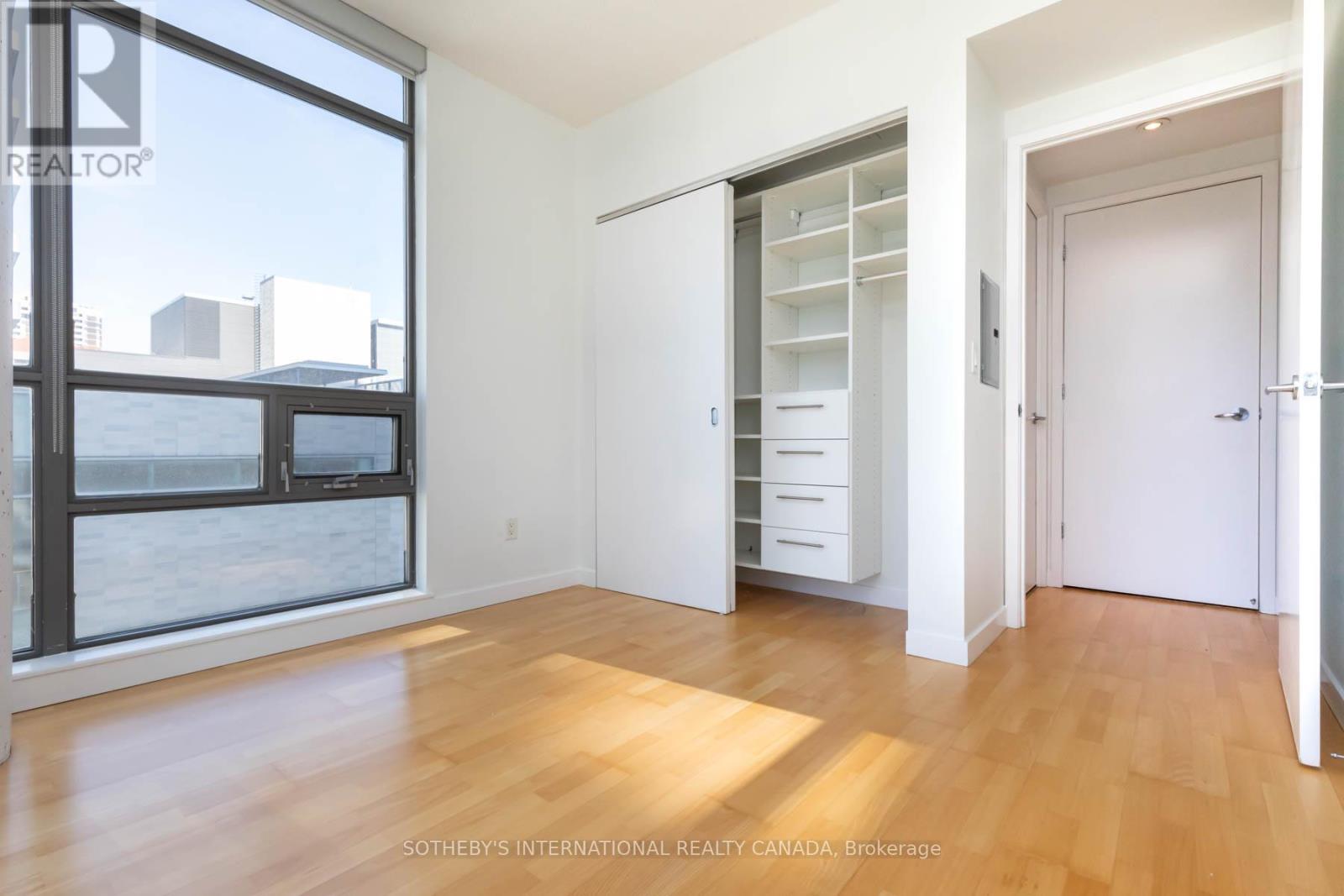 805 - 281 Mutual Street, Toronto, Ontario  M4Y 3C4 - Photo 17 - C12188207