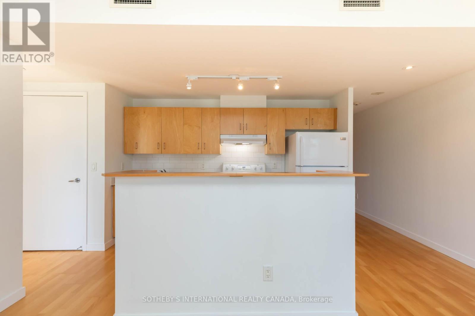 805 - 281 Mutual Street, Toronto, Ontario  M4Y 3C4 - Photo 8 - C12188207