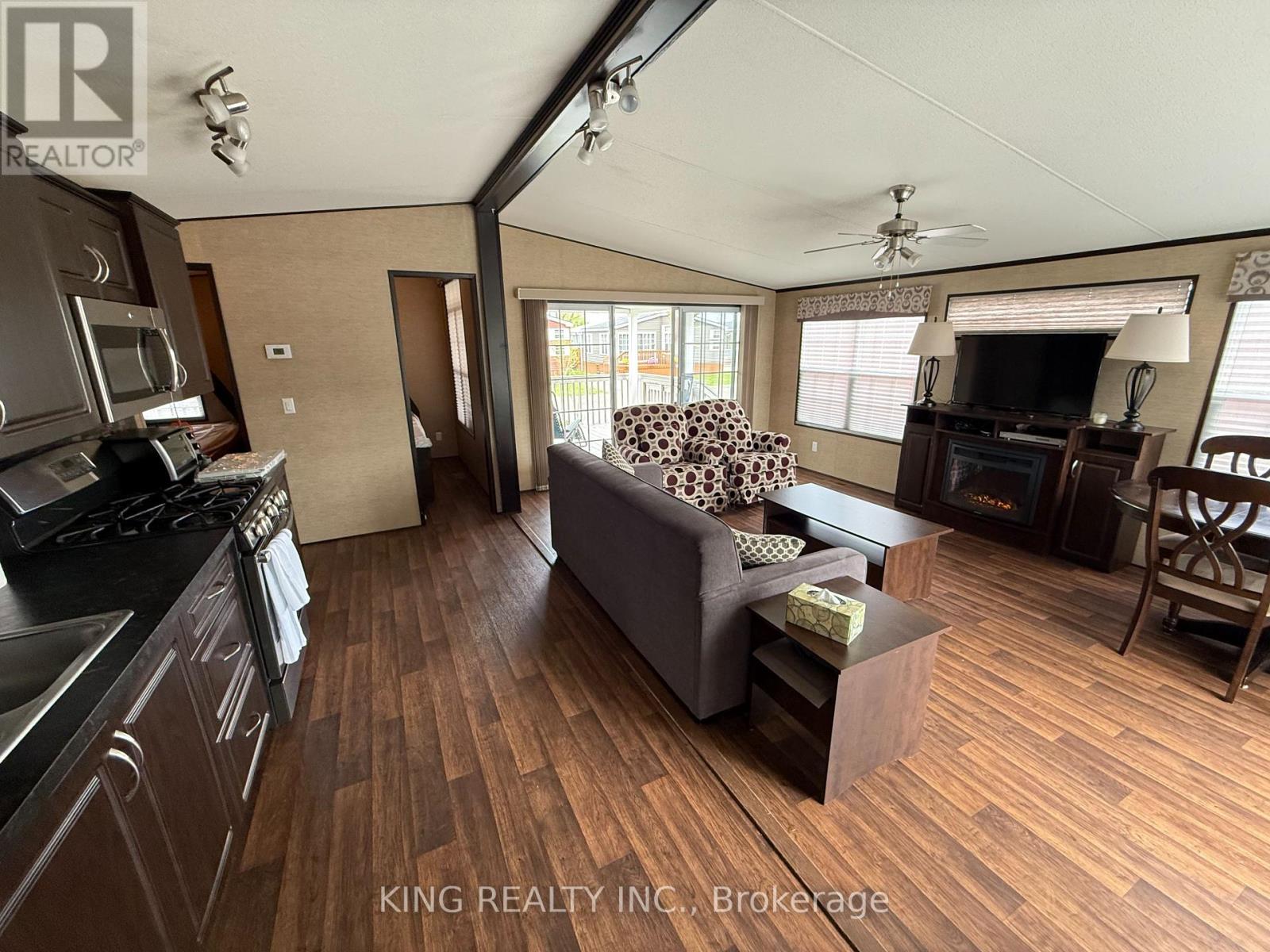 141 - 1501 Line 8 Road, Niagara-On-The-Lake, Ontario  L0S 1L0 - Photo 16 - X12188133
